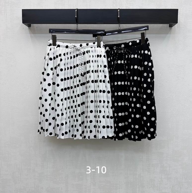 MiuMiu S-XL 136